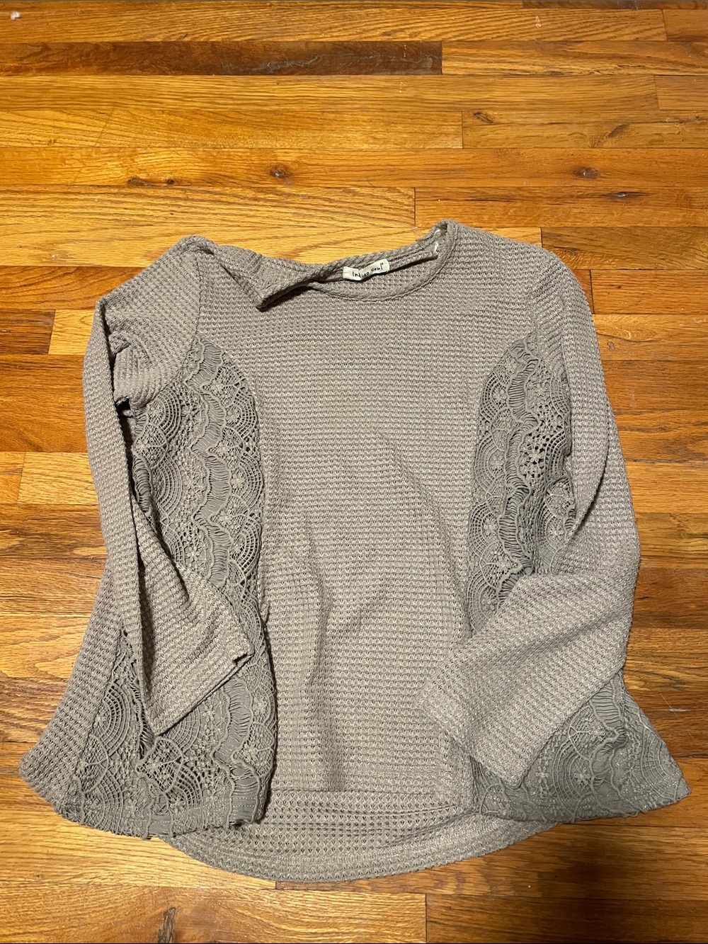 Waffle Knit Lace Inset Long Sleeve Top - Gray